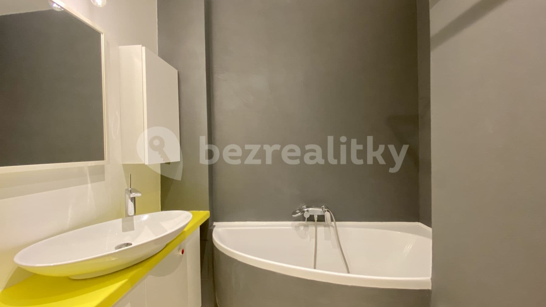 1 bedroom flat to rent, 45 m², Stupkova, Prague, Prague 1 bedroom flat to rent, 45 m², Stupkova, Prague, Prague
