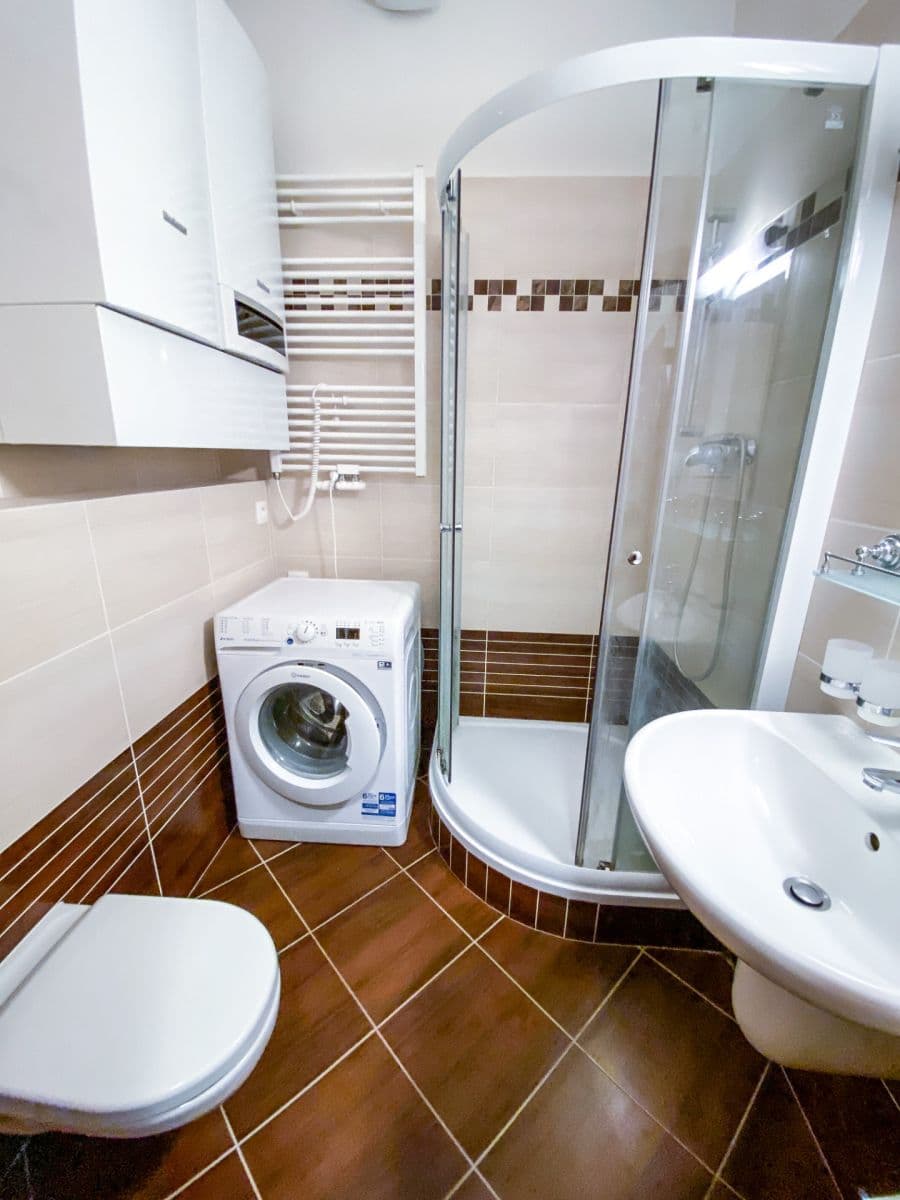 Studio flat to rent, 25 m², Bulharská, Prague, Prague Studio flat to rent, 25 m², Bulharská, Prague, Prague