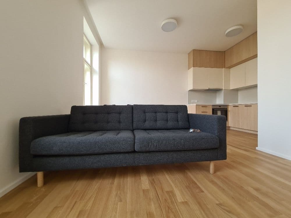 1 bedroom with open-plan kitchen flat to rent, 47 m², Tusarova, Prague, Prague 1 bedroom with open-plan kitchen flat to rent, 47 m², Tusarova, Prague, Prague