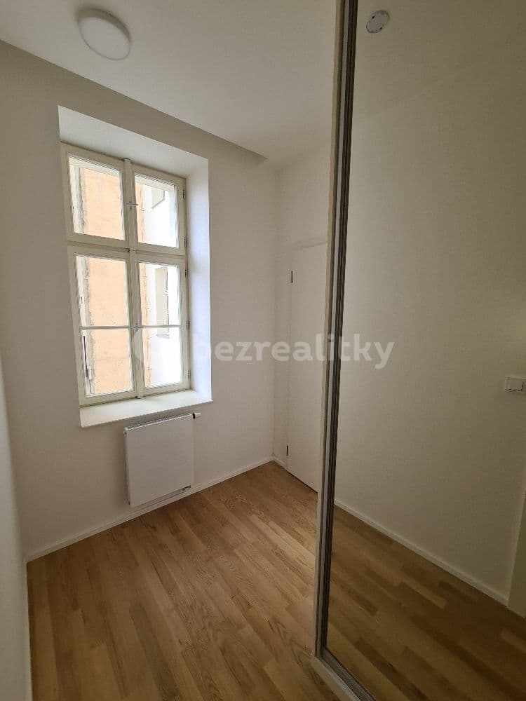 1 bedroom with open-plan kitchen flat to rent, 47 m², Tusarova, Prague, Prague 1 bedroom with open-plan kitchen flat to rent, 47 m², Tusarova, Prague, Prague