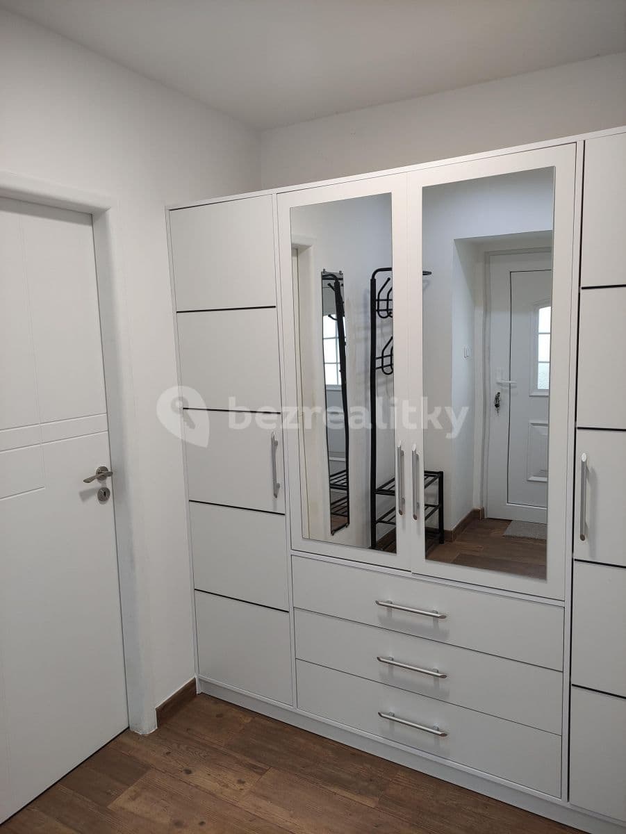 2 bedroom with open-plan kitchen flat to rent, 68 m², Pod Vlkem, Prague, Prague 2 bedroom with open-plan kitchen flat to rent, 68 m², Pod Vlkem, Prague, Prague