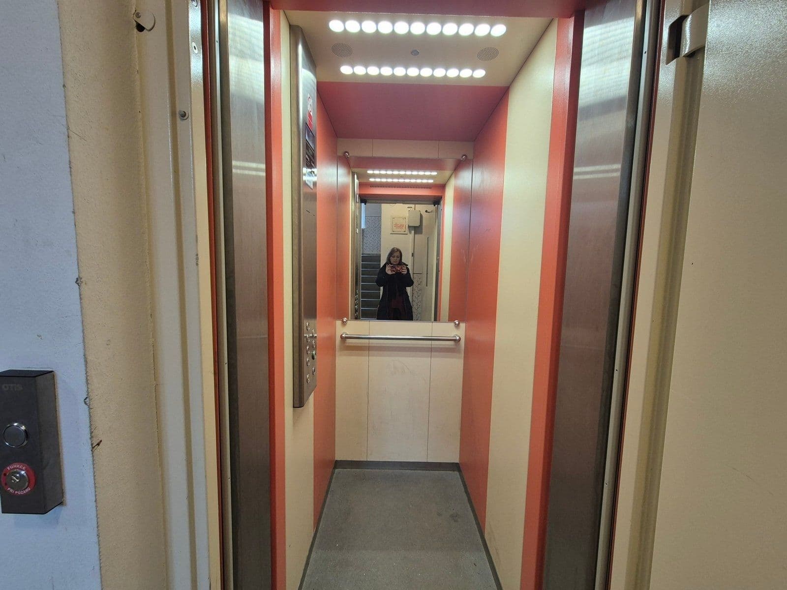 Studio flat to rent, 19 m², Hlavní třída, Havířov, Moravskoslezský Region Studio flat to rent, 19 m², Hlavní třída, Havířov, Moravskoslezský Region