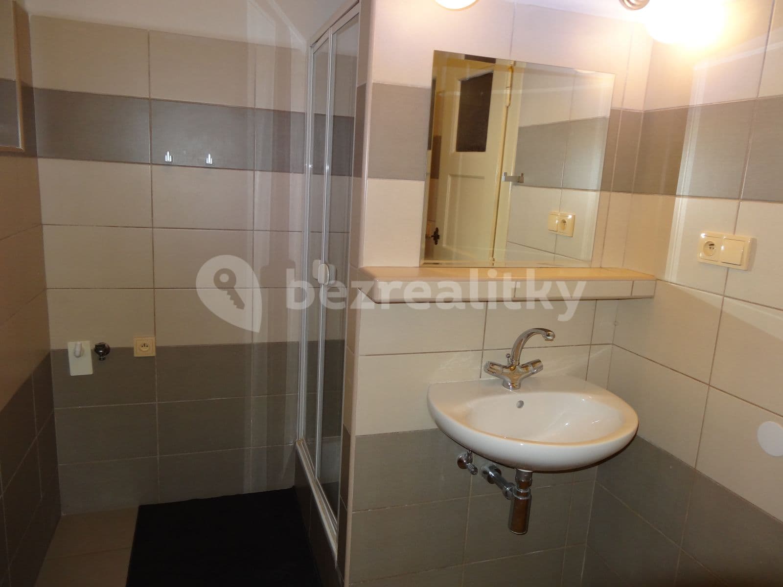 2 bedroom flat to rent, 62 m², Fügnerova, Poděbrady, Středočeský Region 2 bedroom flat to rent, 62 m², Fügnerova, Poděbrady, Středočeský Region