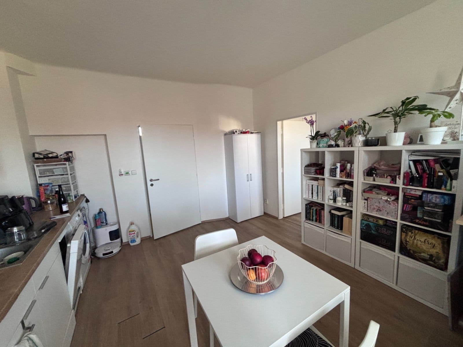1 bedroom with open-plan kitchen flat to rent, 43 m², Hutařova, Brno, Jihomoravský Region 1 bedroom with open-plan kitchen flat to rent, 43 m², Hutařova, Brno, Jihomoravský Region