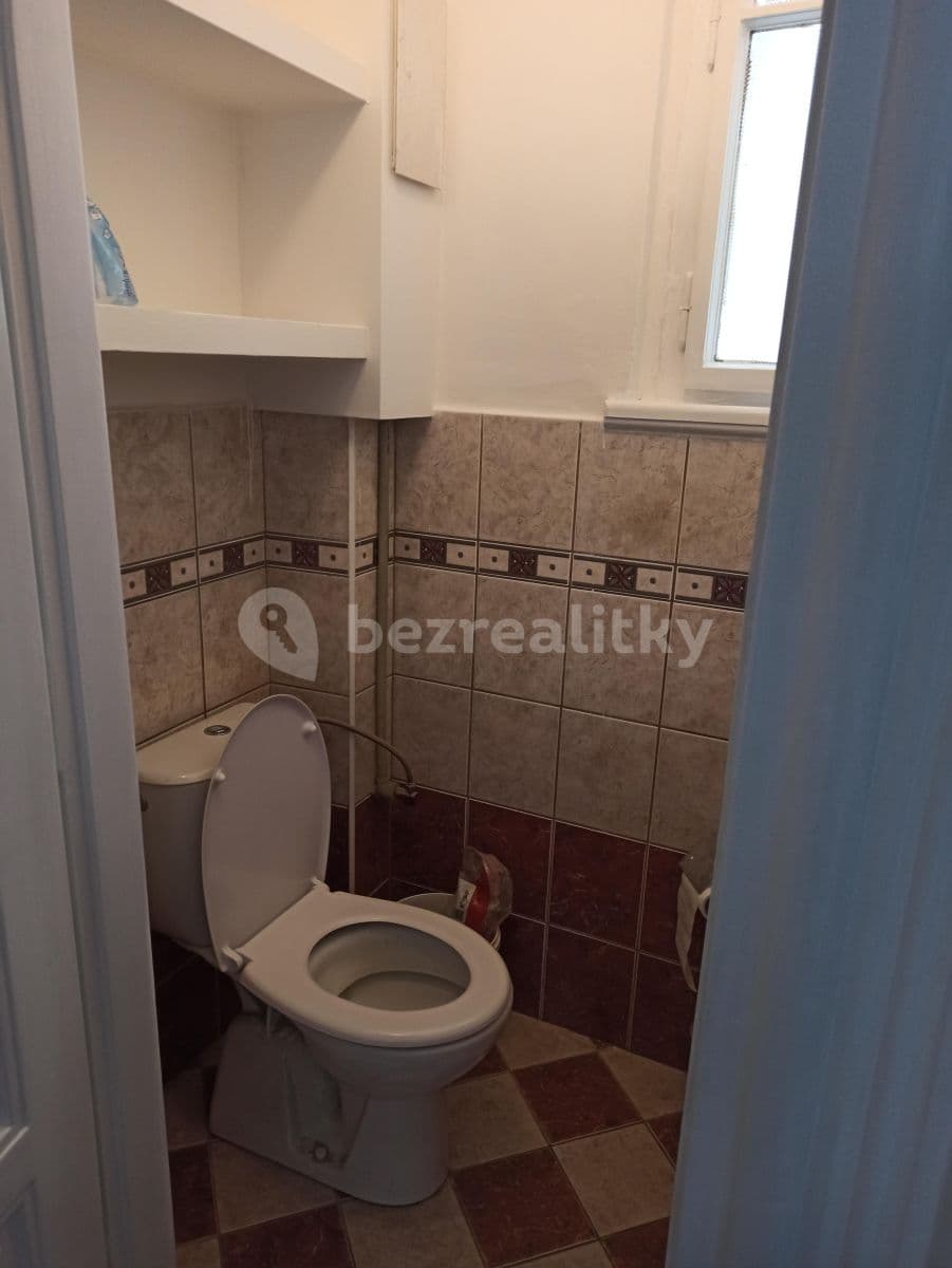 2 bedroom with open-plan kitchen flat to rent, 88 m², Vratislavova, Prague, Prague 2 bedroom with open-plan kitchen flat to rent, 88 m², Vratislavova, Prague, Prague