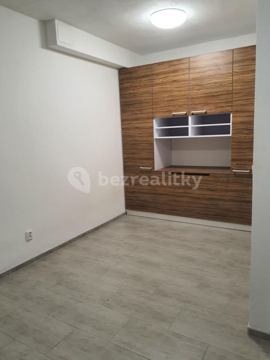 Studio flat to rent, 24 m², 28. pluku, Prague, Prague Studio flat to rent, 24 m², 28. pluku, Prague, Prague