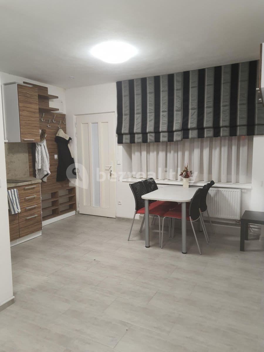 Studio flat to rent, 24 m², 28. pluku, Prague, Prague Studio flat to rent, 24 m², 28. pluku, Prague, Prague