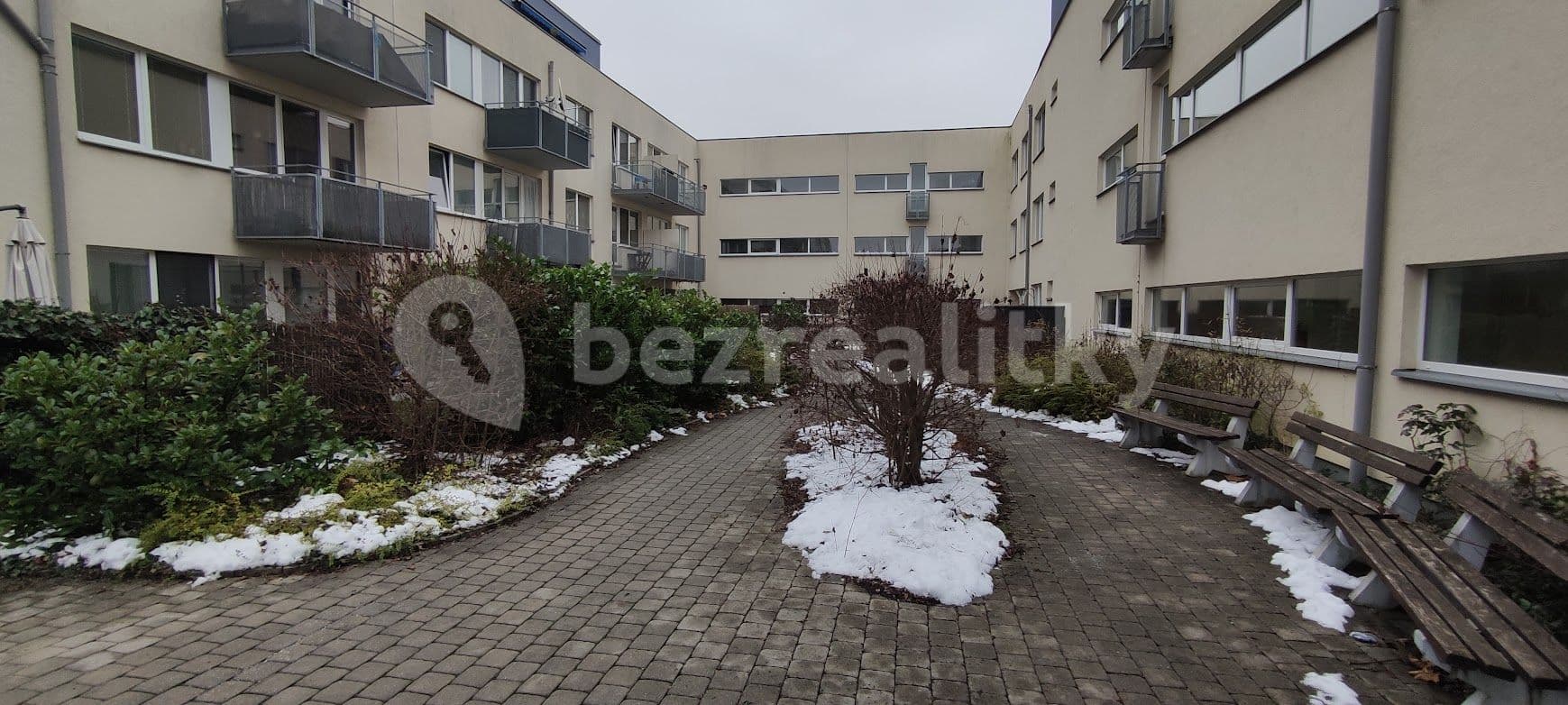 1 bedroom with open-plan kitchen flat to rent, 57 m², U Hostavického potoka, Prague, Prague 1 bedroom with open-plan kitchen flat to rent, 57 m², U Hostavického potoka, Prague, Prague