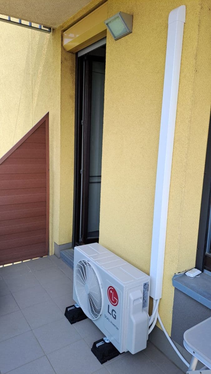 1 bedroom with open-plan kitchen flat to rent, 65 m², Sousedíkova, Prague, Prague 1 bedroom with open-plan kitchen flat to rent, 65 m², Sousedíkova, Prague, Prague