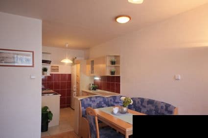 2 bedroom with open-plan kitchen flat to rent, 66 m², Malešovská, Prague, Prague 2 bedroom with open-plan kitchen flat to rent, 66 m², Malešovská, Prague, Prague