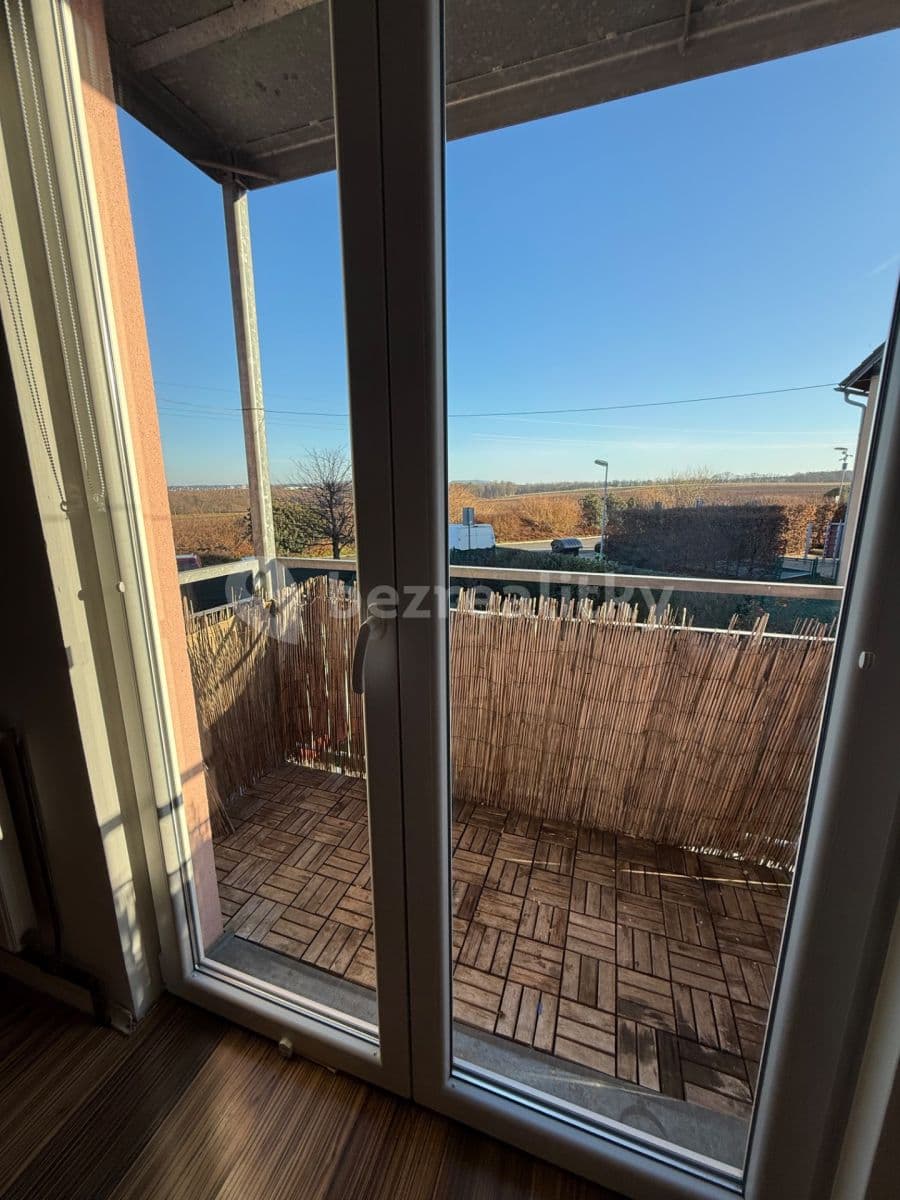 2 bedroom flat to rent, 62 m², Průběžná, Nupaky, Středočeský Region 2 bedroom flat to rent, 62 m², Průběžná, Nupaky, Středočeský Region