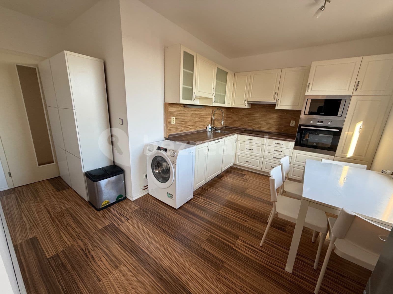 2 bedroom flat to rent, 62 m², Průběžná, Nupaky, Středočeský Region 2 bedroom flat to rent, 62 m², Průběžná, Nupaky, Středočeský Region