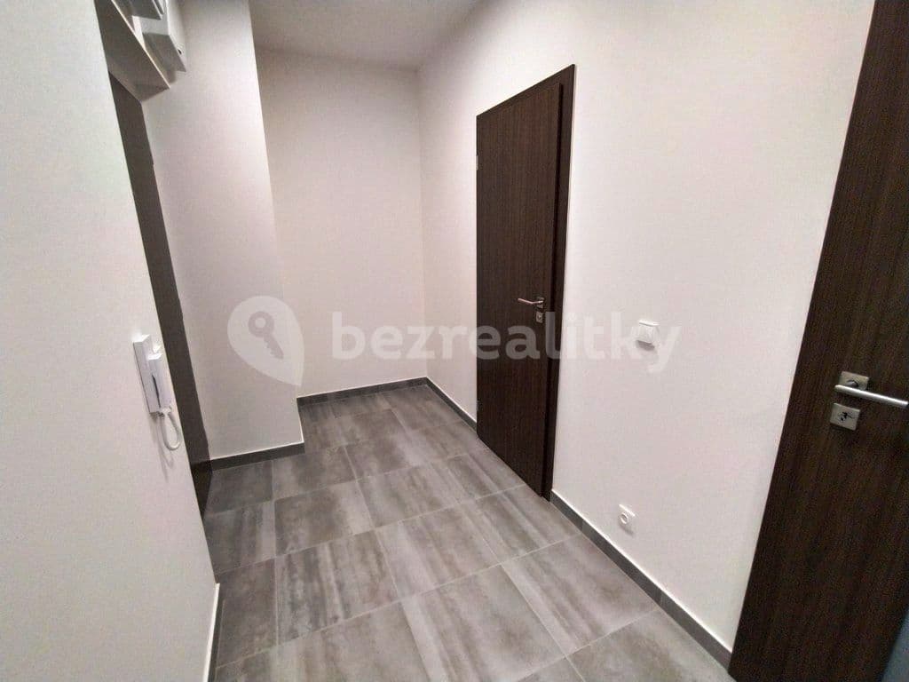 1 bedroom with open-plan kitchen flat to rent, 55 m², Jihlava, Vysočina Region 1 bedroom with open-plan kitchen flat to rent, 55 m², Jihlava, Vysočina Region