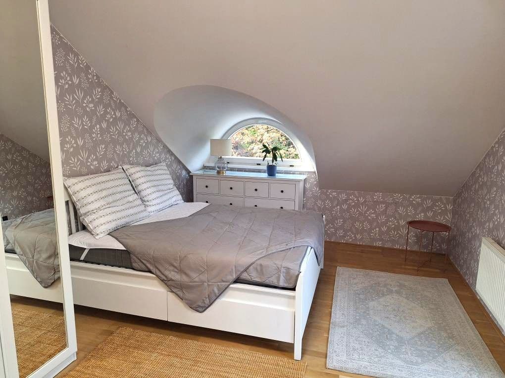 1 bedroom with open-plan kitchen flat to rent, 72 m², Mezitraťová, Prague, Prague 1 bedroom with open-plan kitchen flat to rent, 72 m², Mezitraťová, Prague, Prague