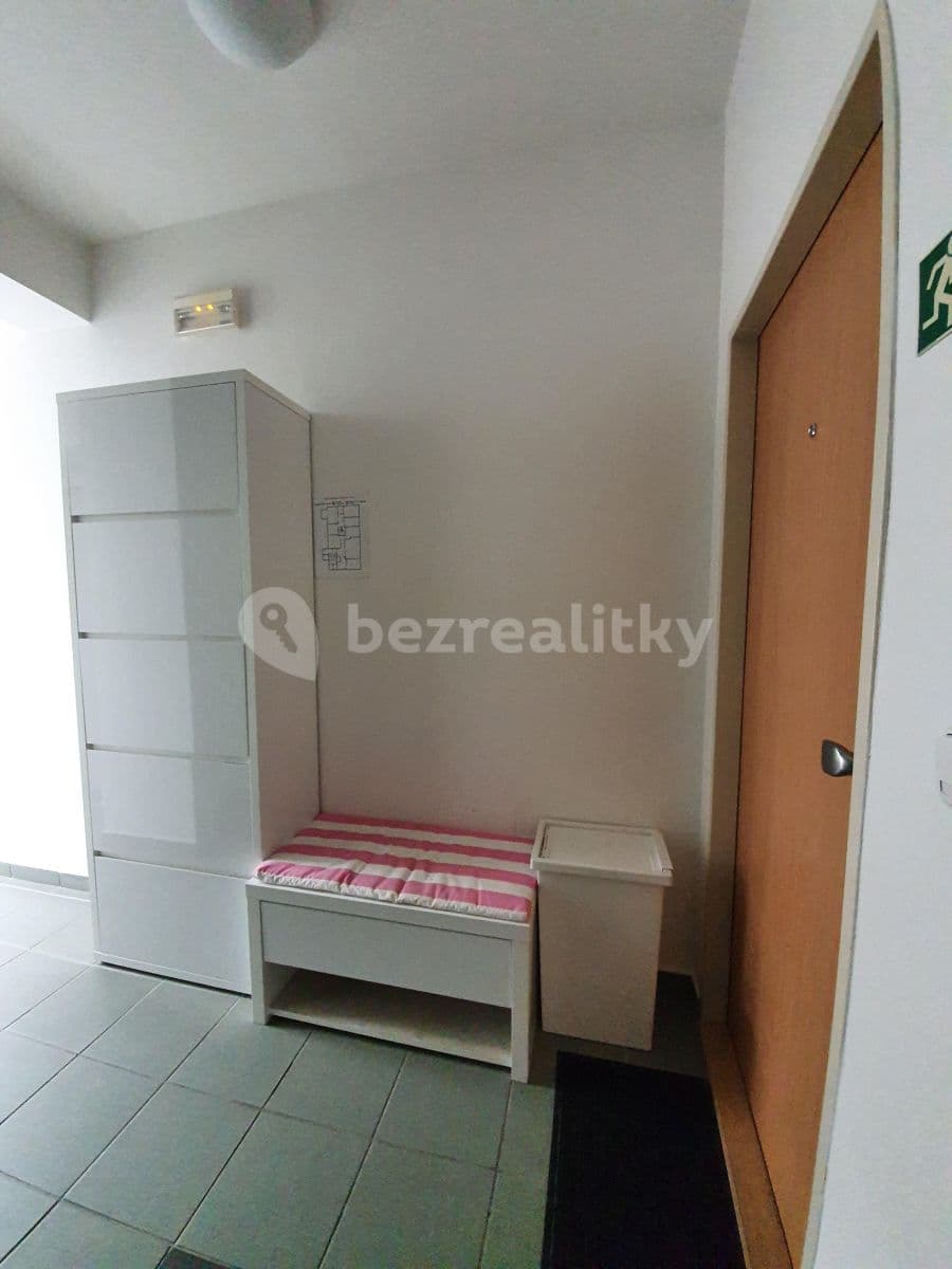 2 bedroom with open-plan kitchen flat to rent, 70 m², Kamechy, Brno, Jihomoravský Region 2 bedroom with open-plan kitchen flat to rent, 70 m², Kamechy, Brno, Jihomoravský Region