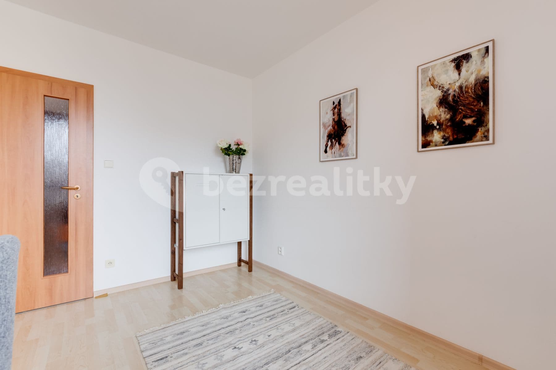 2 bedroom with open-plan kitchen flat to rent, 82 m², Ke Školce, Rudná, Středočeský Region 2 bedroom with open-plan kitchen flat to rent, 82 m², Ke Školce, Rudná, Středočeský Region