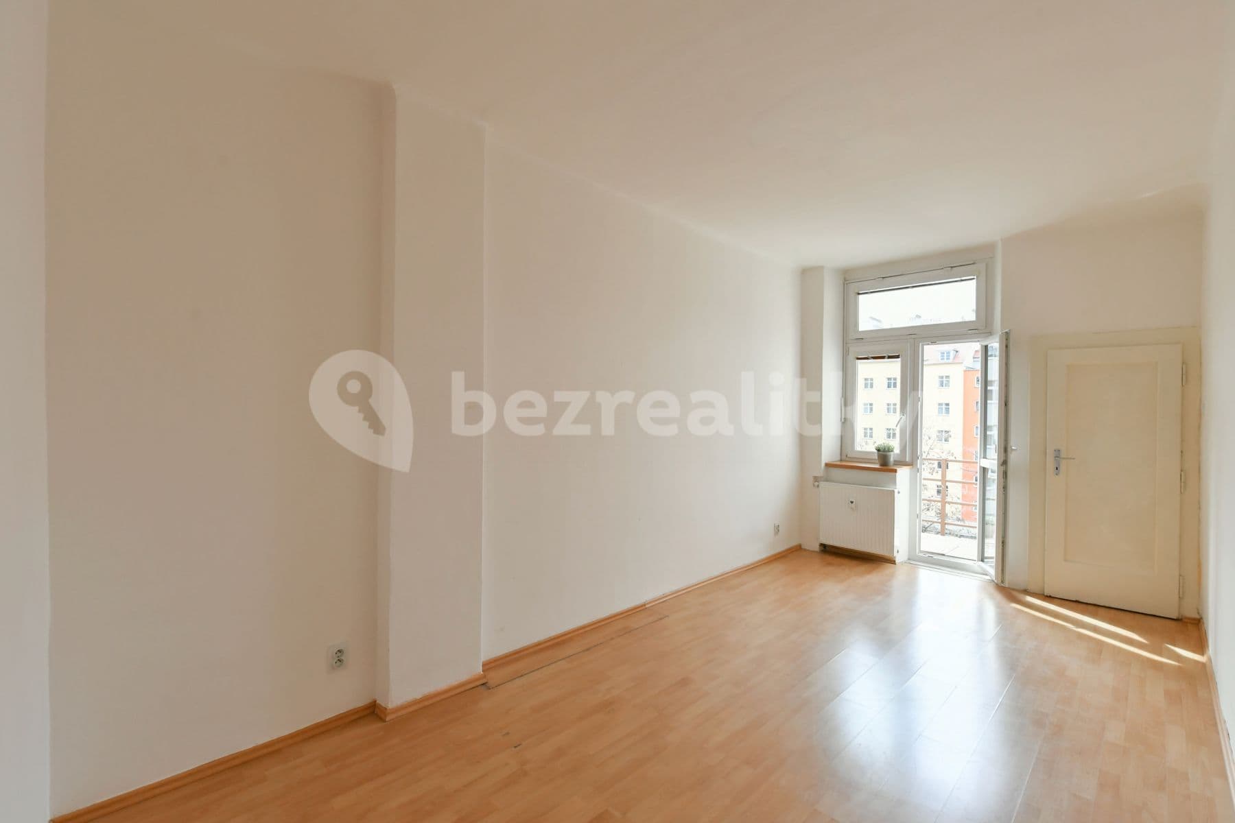 1 bedroom with open-plan kitchen flat to rent, 52 m², Jankovcova, Prague, Prague 1 bedroom with open-plan kitchen flat to rent, 52 m², Jankovcova, Prague, Prague