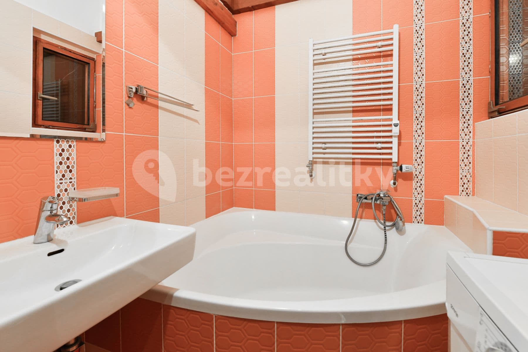 1 bedroom with open-plan kitchen flat to rent, 52 m², Jankovcova, Prague, Prague 1 bedroom with open-plan kitchen flat to rent, 52 m², Jankovcova, Prague, Prague