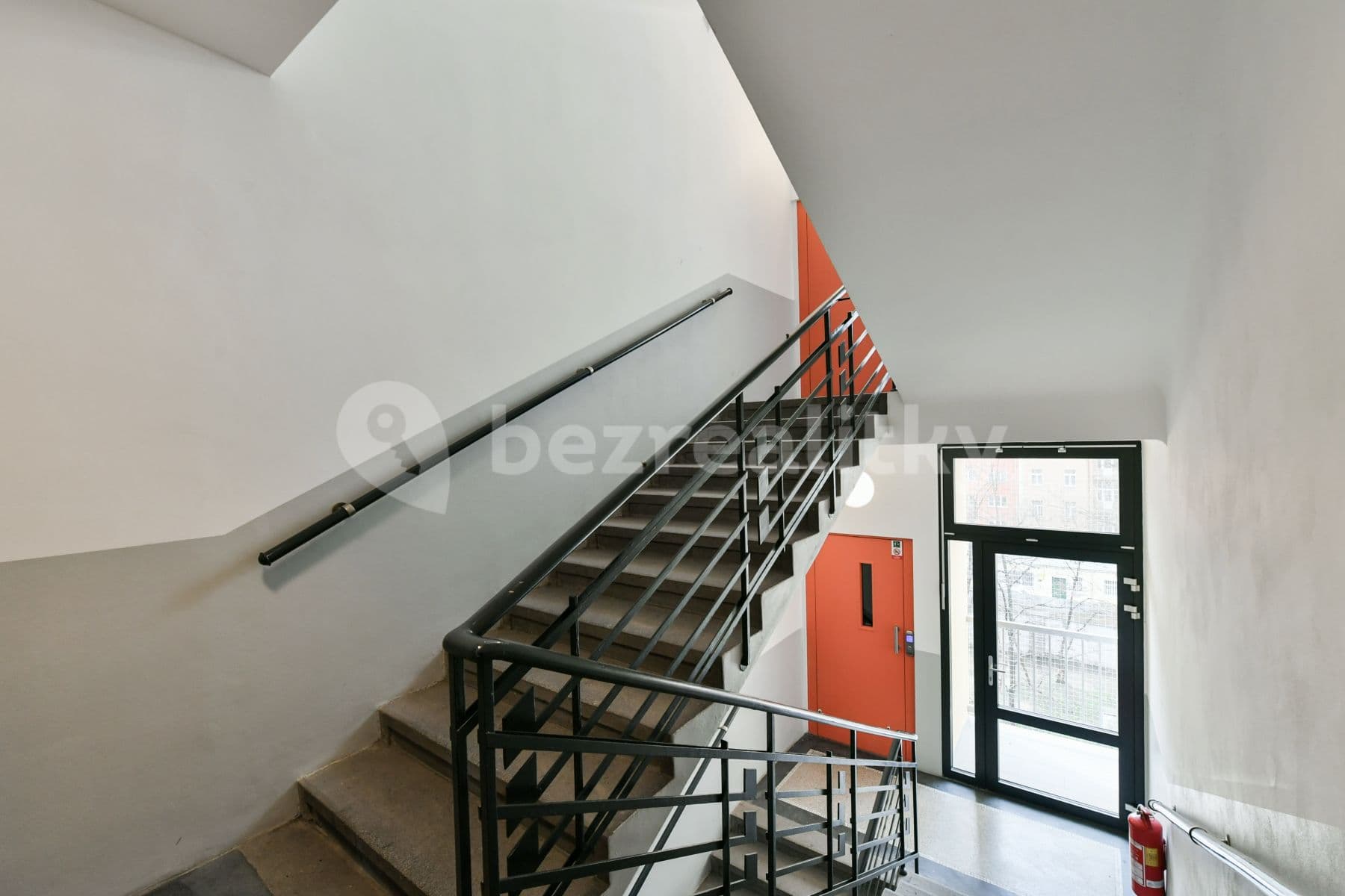 1 bedroom with open-plan kitchen flat to rent, 52 m², Jankovcova, Prague, Prague 1 bedroom with open-plan kitchen flat to rent, 52 m², Jankovcova, Prague, Prague