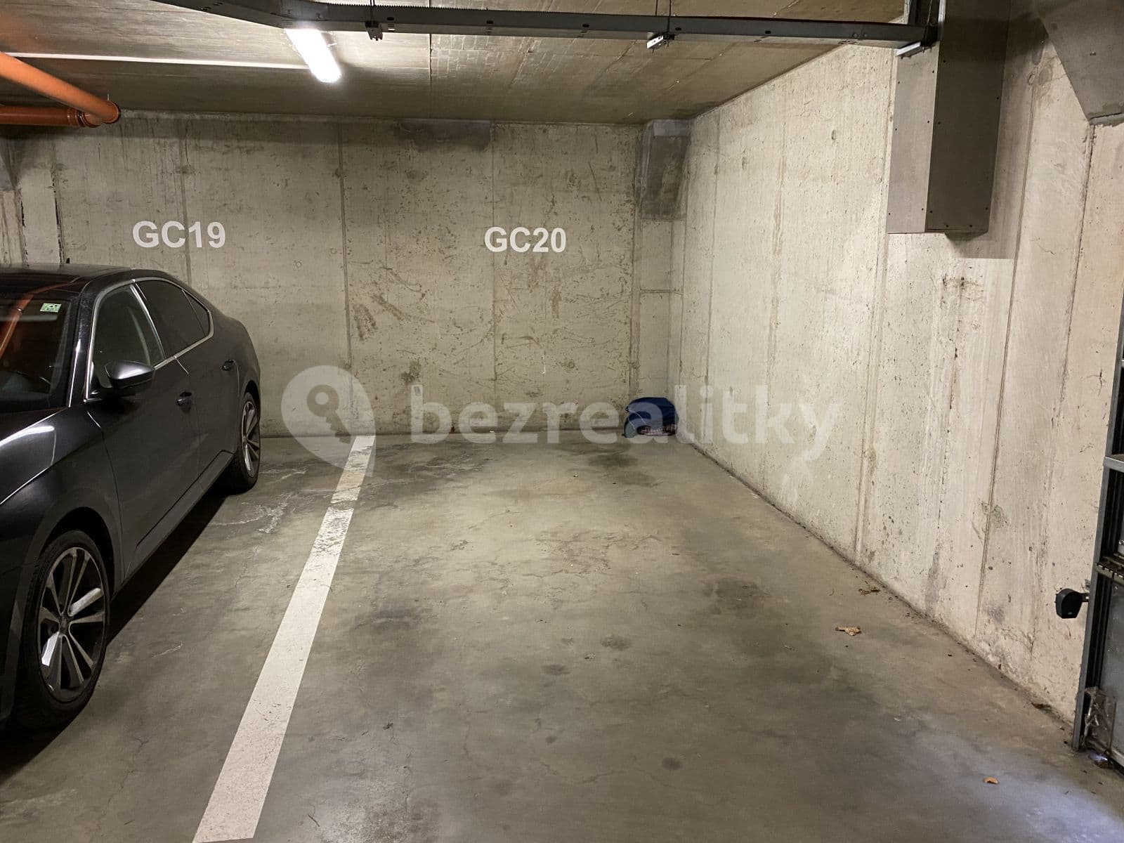 1 bedroom with open-plan kitchen flat to rent, 64 m², Přemyslovská, Roztoky, Středočeský Region 1 bedroom with open-plan kitchen flat to rent, 64 m², Přemyslovská, Roztoky, Středočeský Region