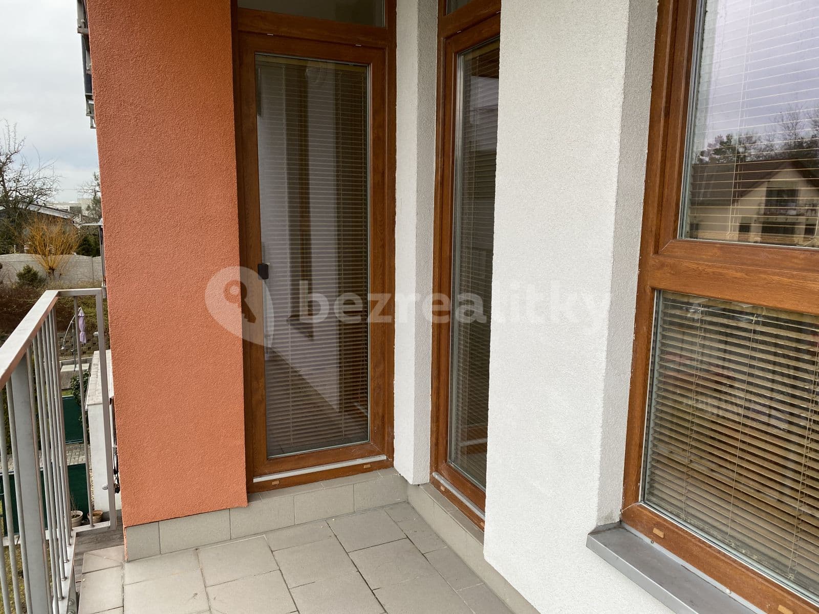 1 bedroom with open-plan kitchen flat to rent, 64 m², Přemyslovská, Roztoky, Středočeský Region 1 bedroom with open-plan kitchen flat to rent, 64 m², Přemyslovská, Roztoky, Středočeský Region