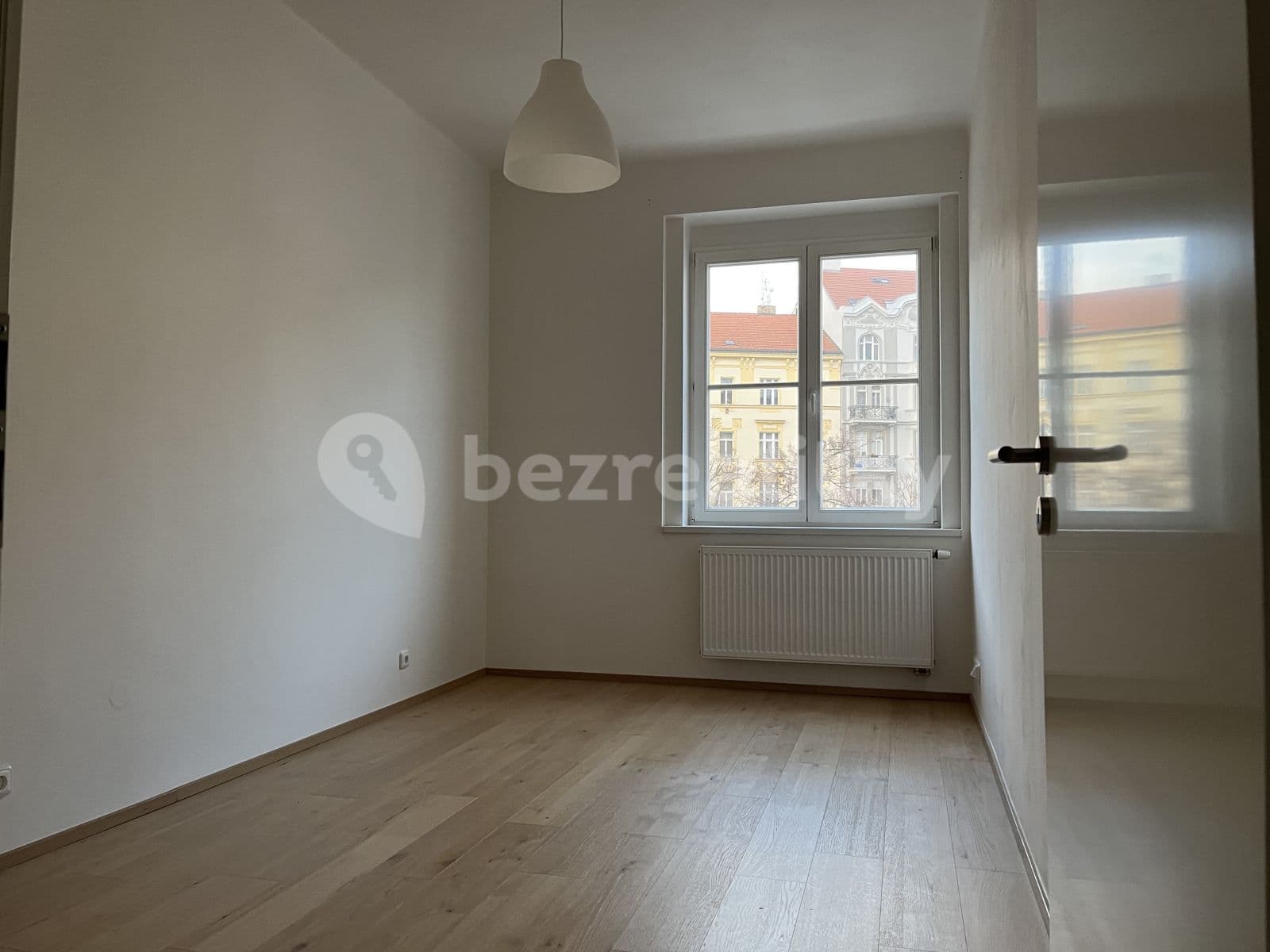 2 bedroom with open-plan kitchen flat to rent, 80 m², Kodaňská, Prague, Prague 2 bedroom with open-plan kitchen flat to rent, 80 m², Kodaňská, Prague, Prague