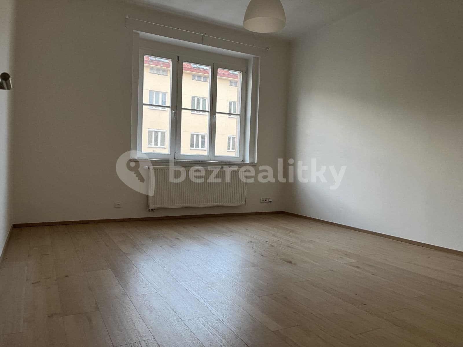 2 bedroom with open-plan kitchen flat to rent, 80 m², Kodaňská, Prague, Prague 2 bedroom with open-plan kitchen flat to rent, 80 m², Kodaňská, Prague, Prague