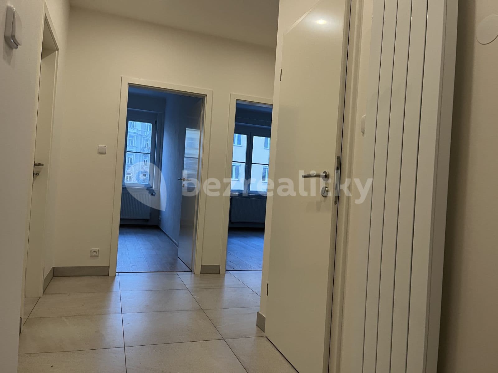 2 bedroom with open-plan kitchen flat to rent, 80 m², Kodaňská, Prague, Prague 2 bedroom with open-plan kitchen flat to rent, 80 m², Kodaňská, Prague, Prague