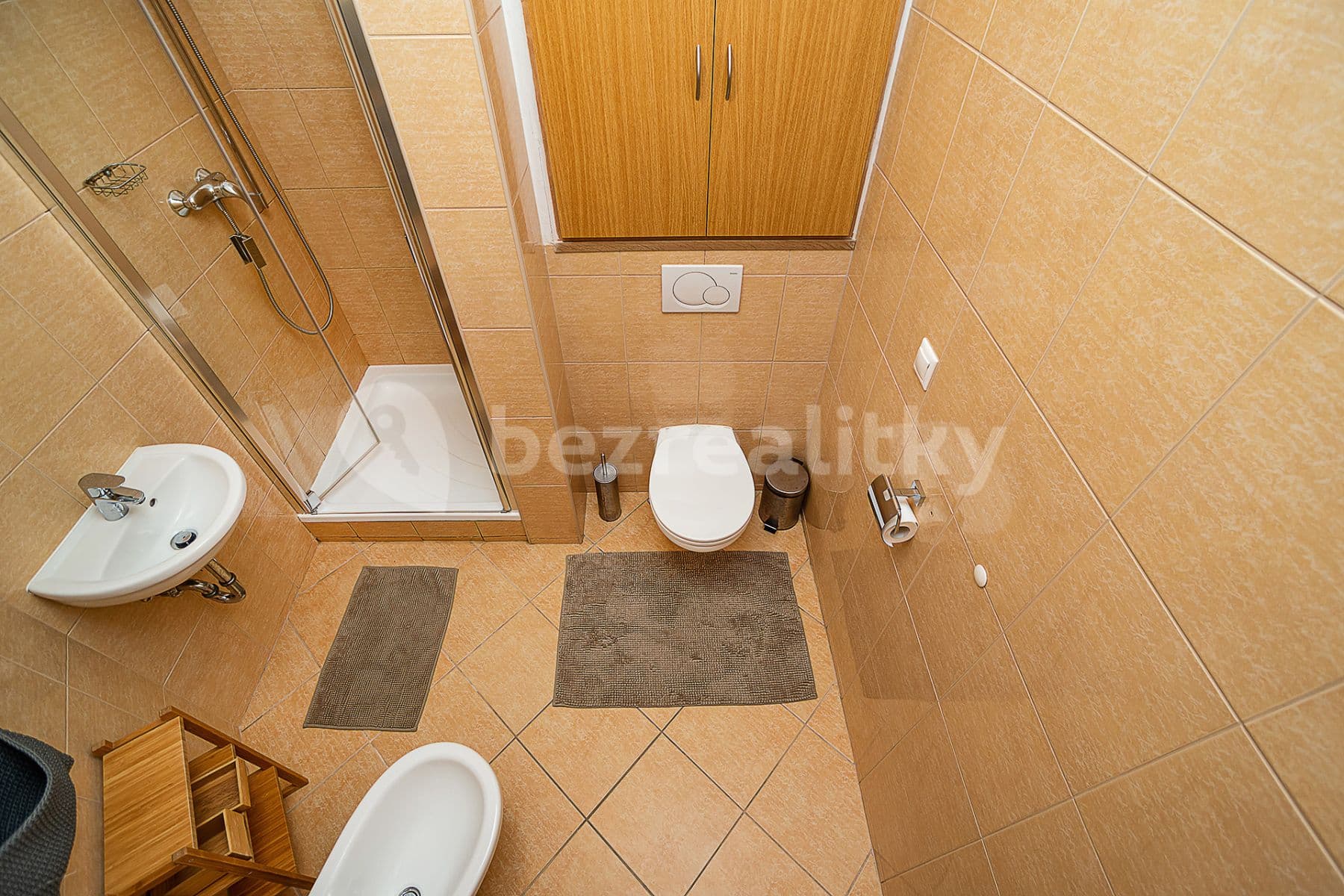 3 bedroom with open-plan kitchen flat to rent, 109 m², Šátalská, Prague, Prague 3 bedroom with open-plan kitchen flat to rent, 109 m², Šátalská, Prague, Prague