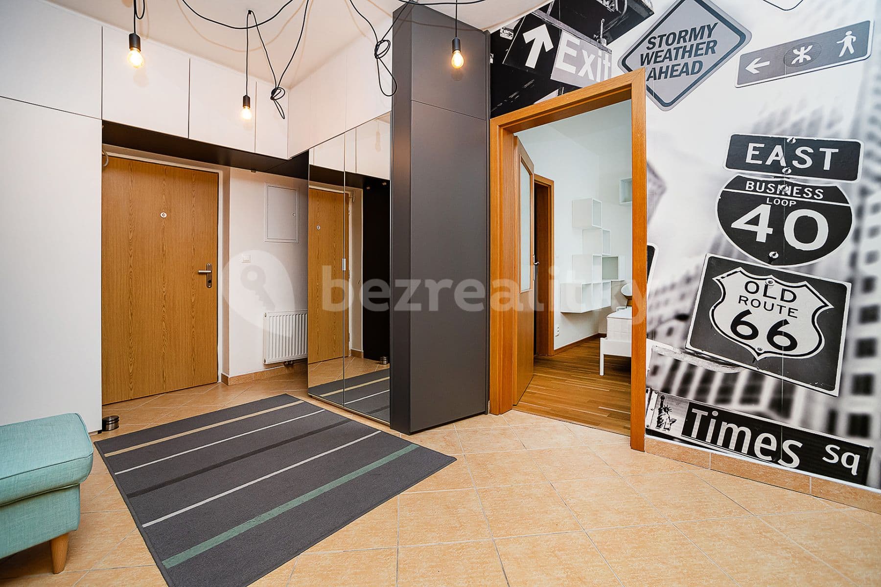 3 bedroom with open-plan kitchen flat to rent, 109 m², Šátalská, Prague, Prague 3 bedroom with open-plan kitchen flat to rent, 109 m², Šátalská, Prague, Prague