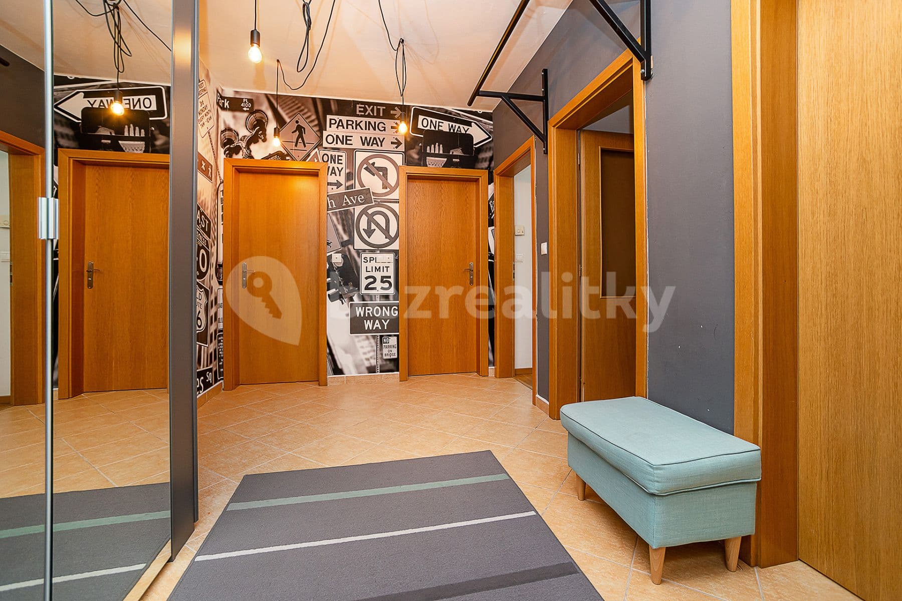 3 bedroom with open-plan kitchen flat to rent, 109 m², Šátalská, Prague, Prague 3 bedroom with open-plan kitchen flat to rent, 109 m², Šátalská, Prague, Prague