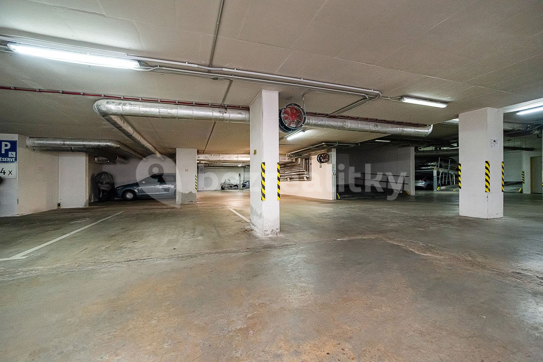 3 bedroom with open-plan kitchen flat to rent, 109 m², Šátalská, Prague, Prague 3 bedroom with open-plan kitchen flat to rent, 109 m², Šátalská, Prague, Prague