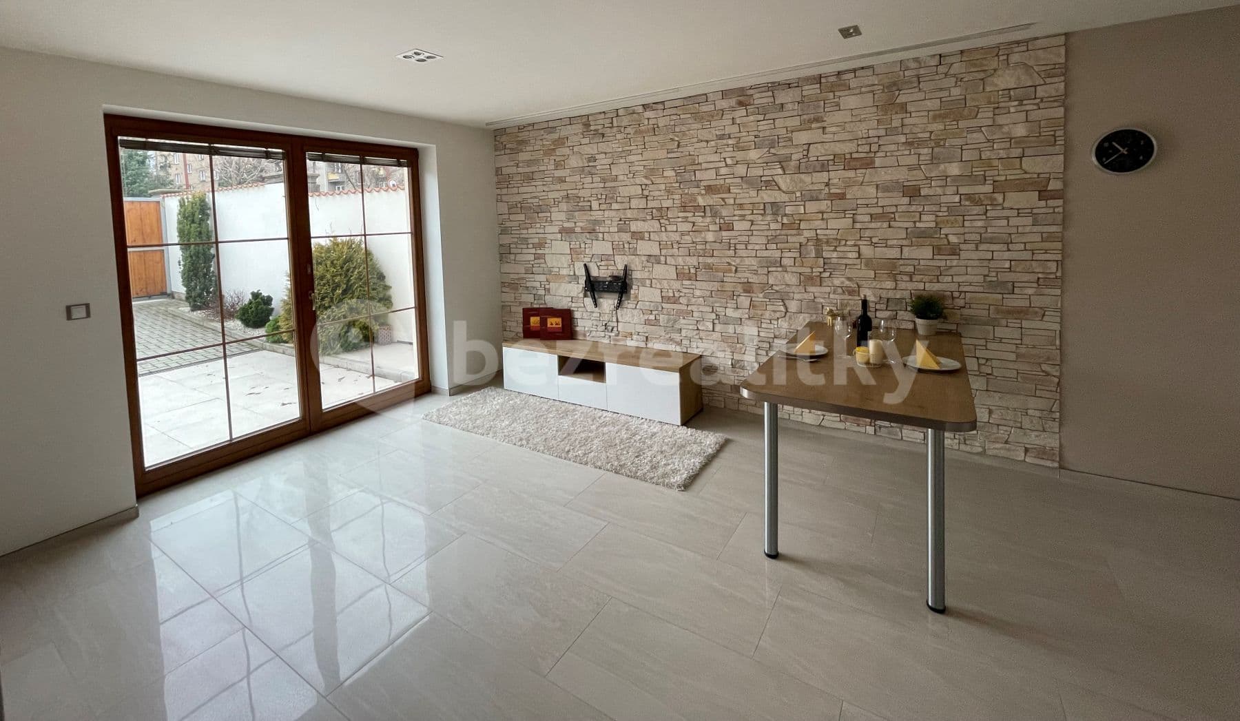 1 bedroom with open-plan kitchen flat to rent, 50 m², Plantáž, Brandýs nad Labem-Stará Boleslav, Středočeský Region 1 bedroom with open-plan kitchen flat to rent, 50 m², Plantáž, Brandýs nad Labem-Stará Boleslav, Středočeský Region