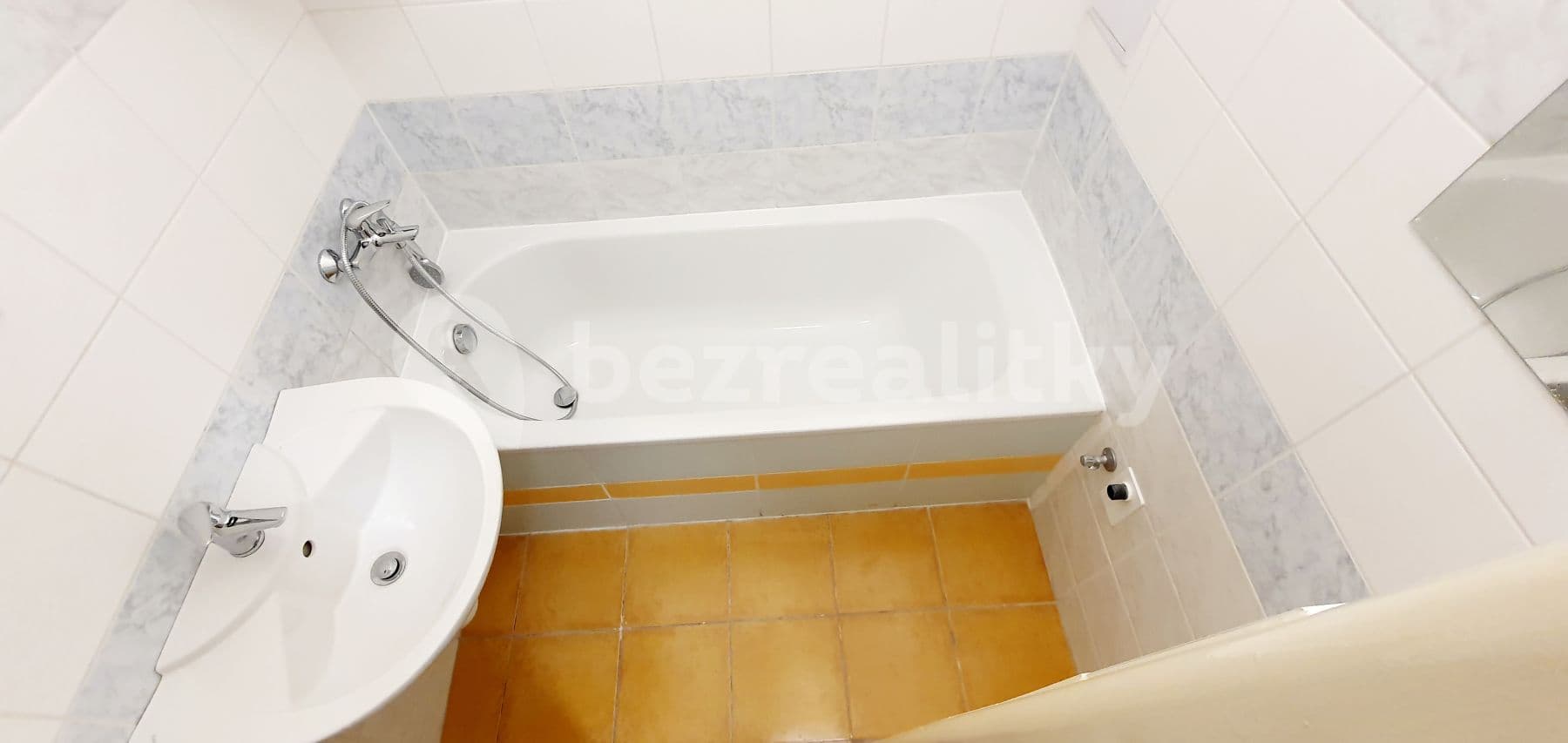 Studio flat to rent, 30 m², Křižíkova, Prague, Prague Studio flat to rent, 30 m², Křižíkova, Prague, Prague