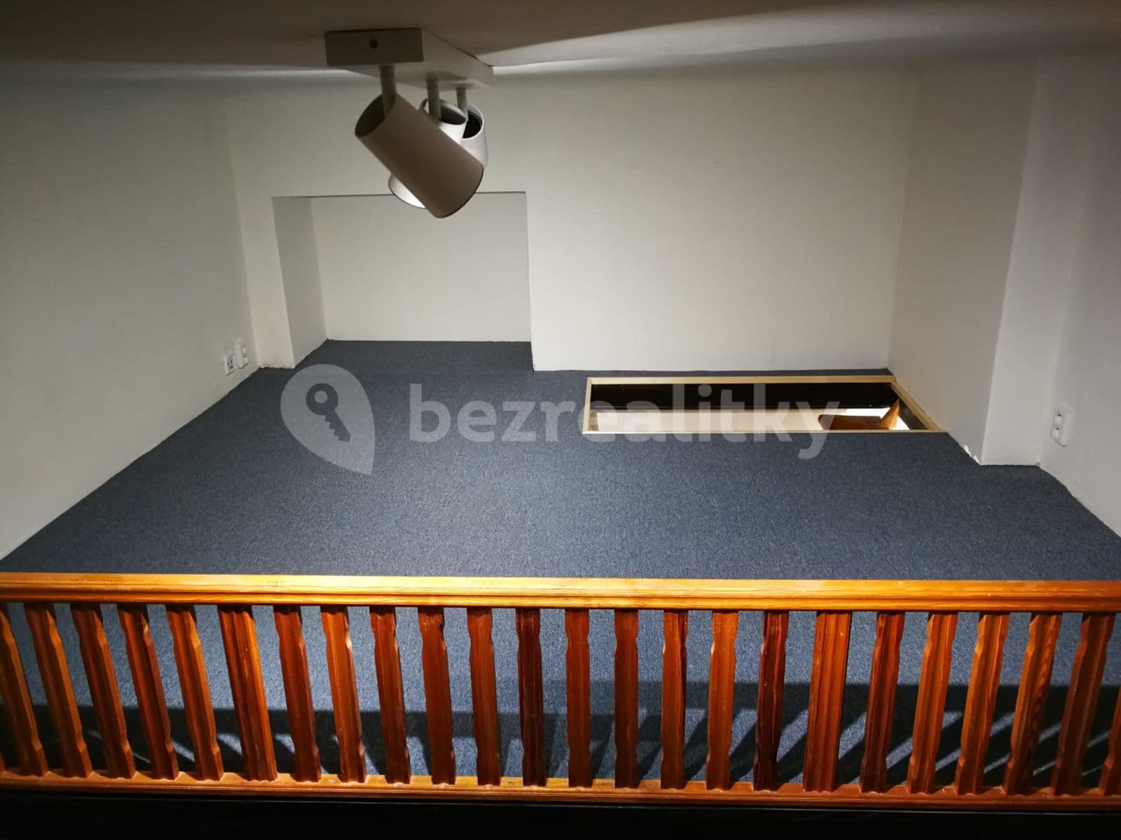 Studio flat to rent, 30 m², Křižíkova, Prague, Prague Studio flat to rent, 30 m², Křižíkova, Prague, Prague