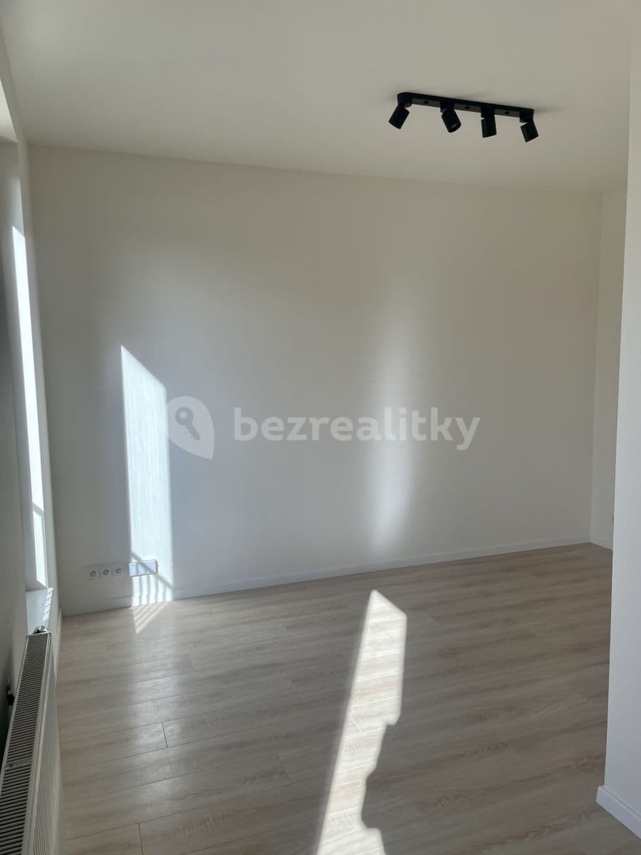Studio flat to rent, 23 m², Poděbradská, Prague, Prague Studio flat to rent, 23 m², Poděbradská, Prague, Prague