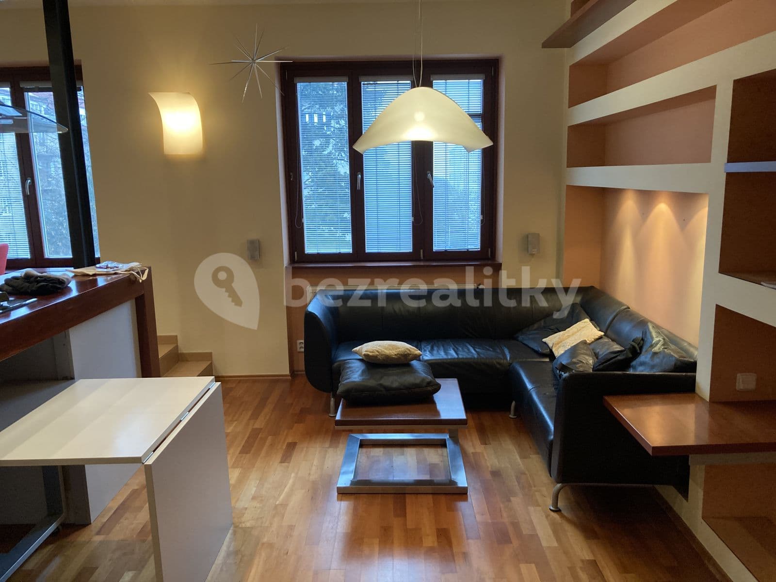 1 bedroom with open-plan kitchen flat to rent, 66 m², náměstí Jiřího z Lobkovic, Prague, Prague 1 bedroom with open-plan kitchen flat to rent, 66 m², náměstí Jiřího z Lobkovic, Prague, Prague