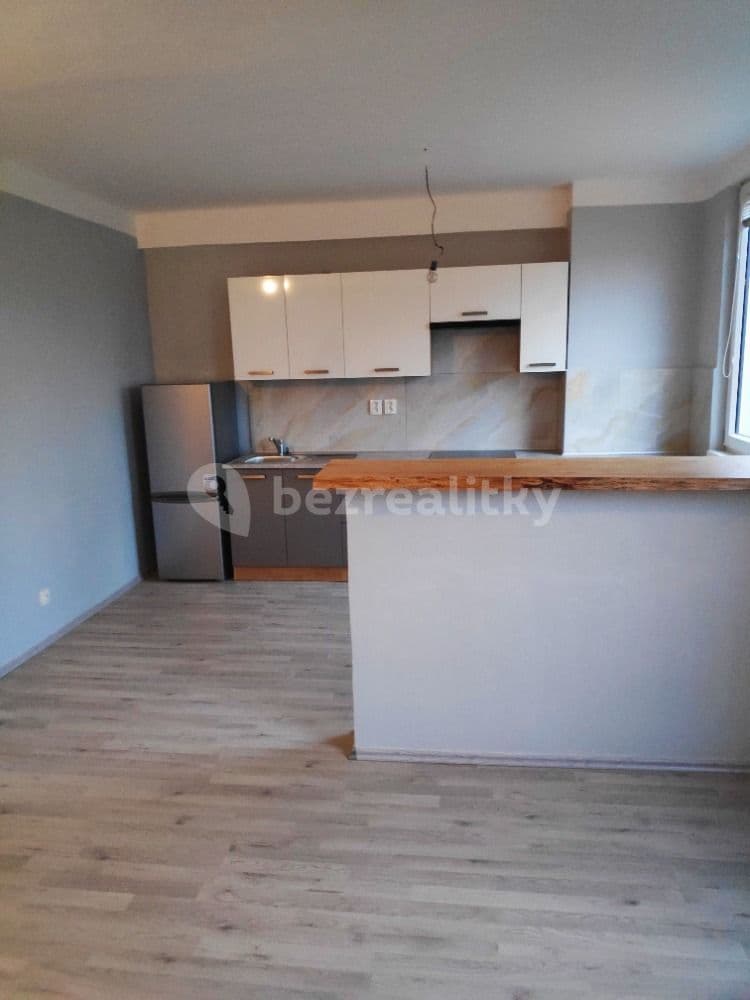 Studio flat to rent, 40 m², Heřmanského, Heřmanův Městec, Pardubický Region Studio flat to rent, 40 m², Heřmanského, Heřmanův Městec, Pardubický Region