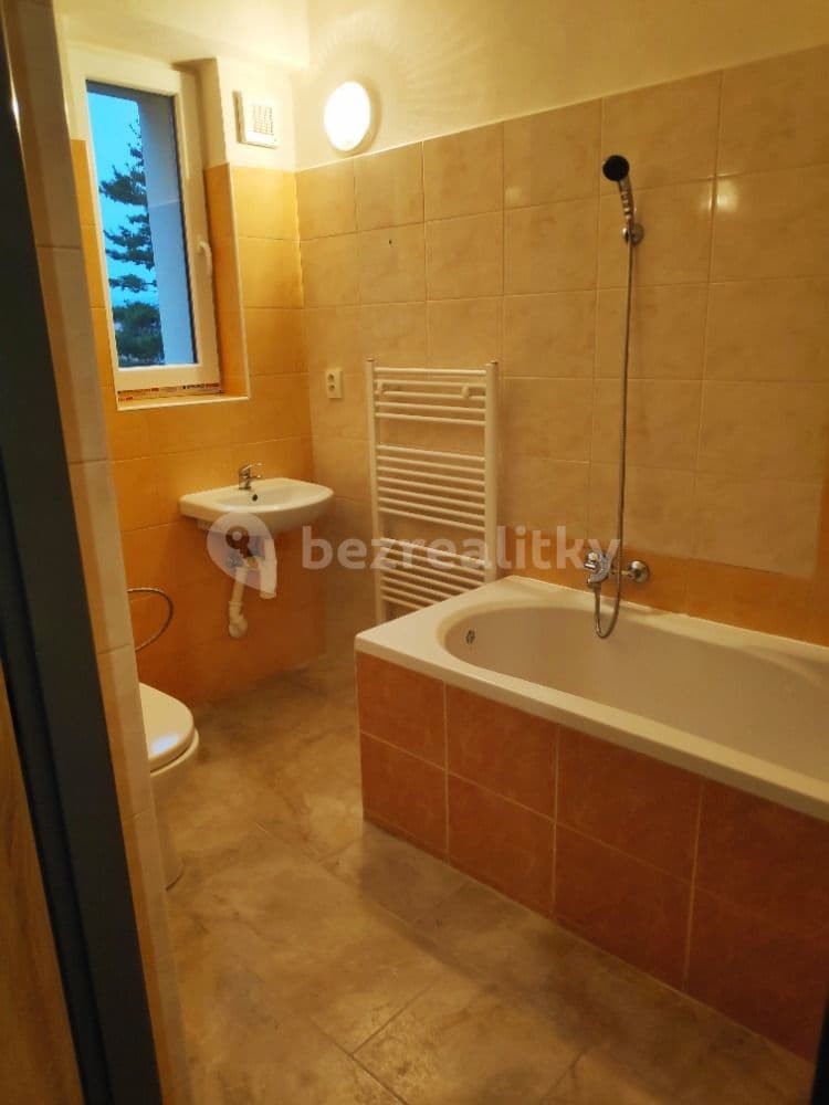 Studio flat to rent, 40 m², Heřmanského, Heřmanův Městec, Pardubický Region Studio flat to rent, 40 m², Heřmanského, Heřmanův Městec, Pardubický Region