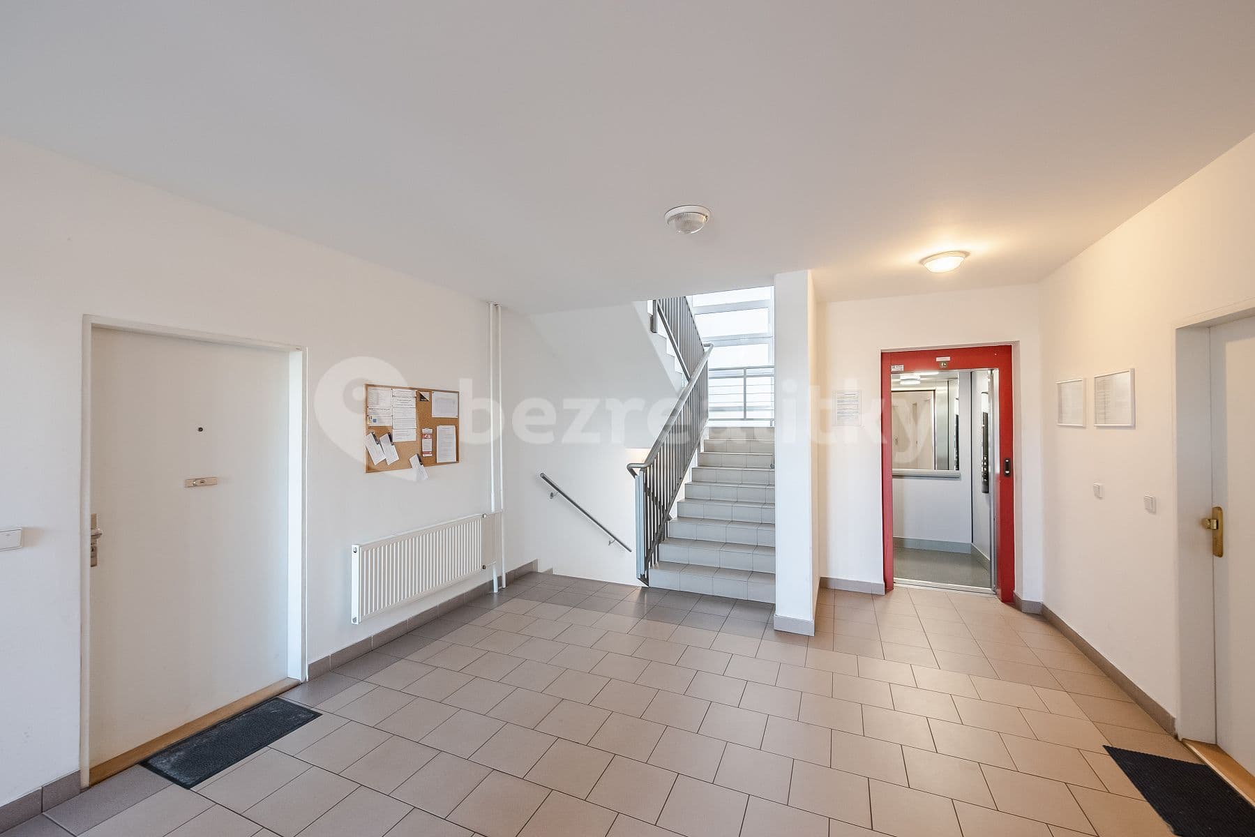 Studio flat to rent, 55 m², Pod Bohdalcem I, Prague, Prague Studio flat to rent, 55 m², Pod Bohdalcem I, Prague, Prague