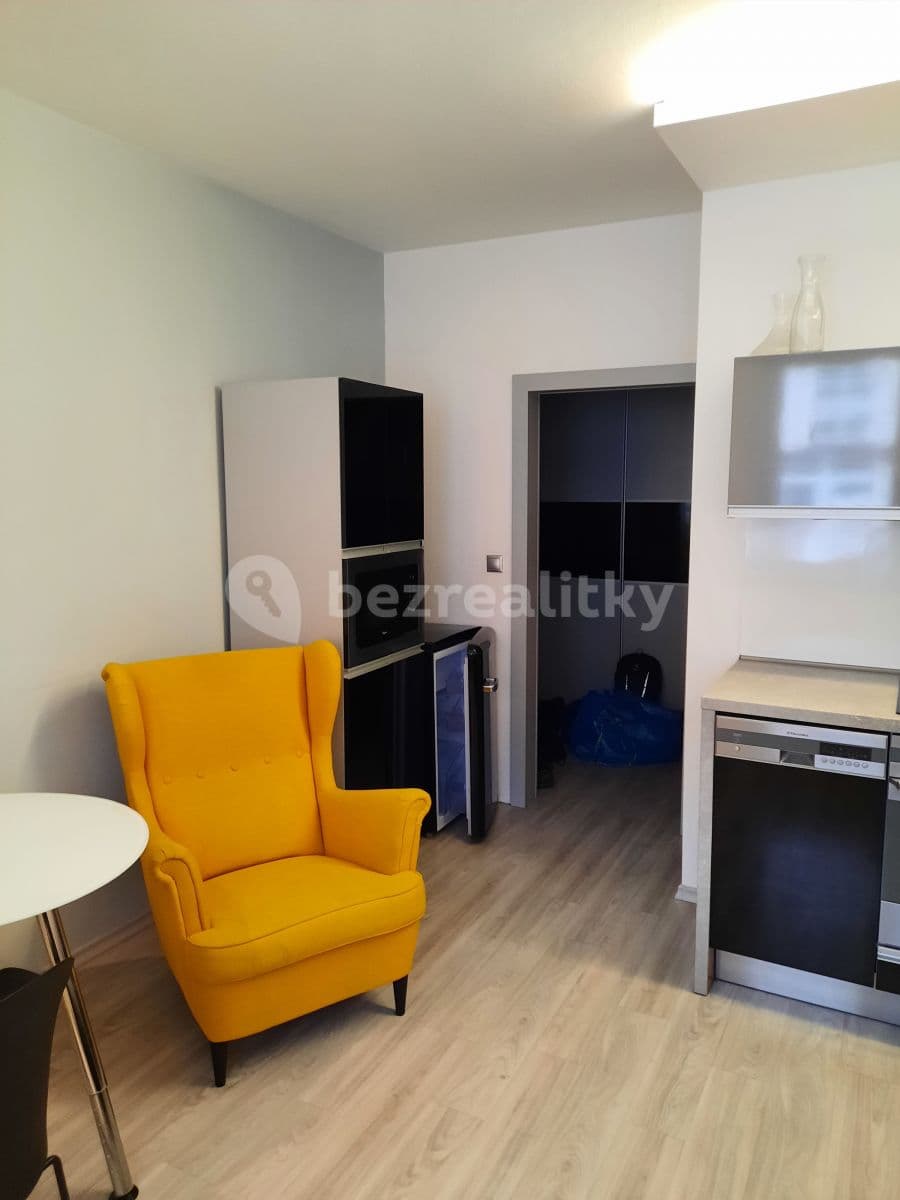 Studio flat to rent, 30 m², Högrova, Brno, Jihomoravský Region Studio flat to rent, 30 m², Högrova, Brno, Jihomoravský Region