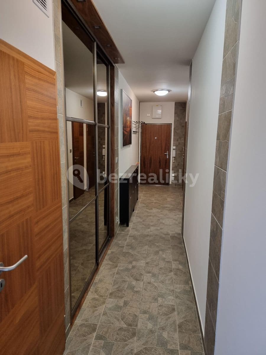 2 bedroom with open-plan kitchen flat to rent, 94 m², Laurinova, Prague, Prague 2 bedroom with open-plan kitchen flat to rent, 94 m², Laurinova, Prague, Prague