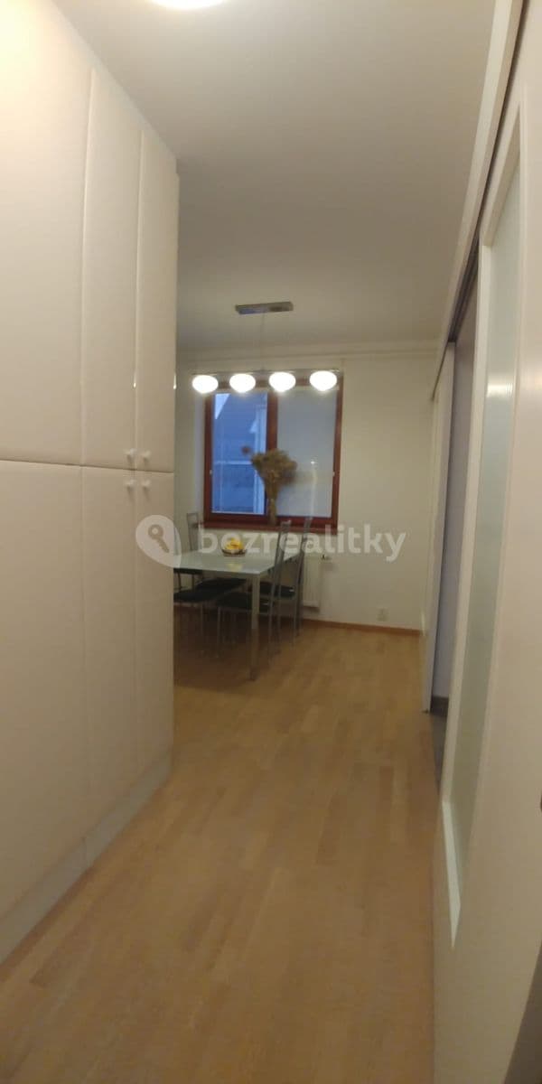 Small studio flat to rent, 44 m², Bazalková, Prague, Prague Small studio flat to rent, 44 m², Bazalková, Prague, Prague