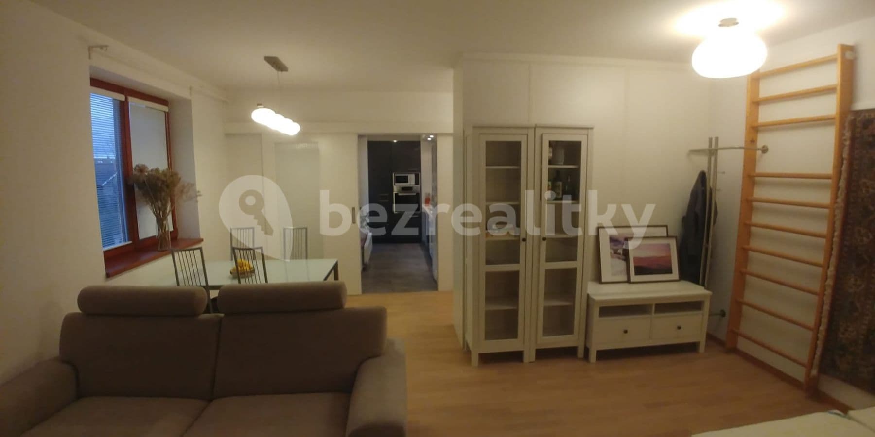 Small studio flat to rent, 44 m², Bazalková, Prague, Prague Small studio flat to rent, 44 m², Bazalková, Prague, Prague