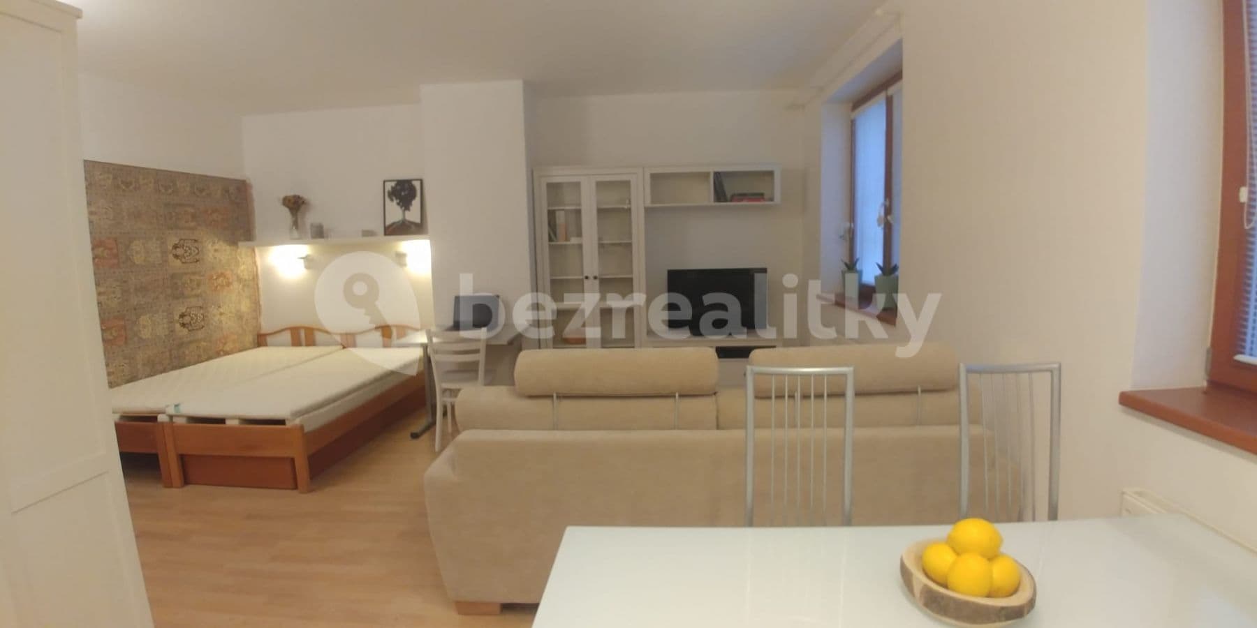 Small studio flat to rent, 44 m², Bazalková, Prague, Prague Small studio flat to rent, 44 m², Bazalková, Prague, Prague