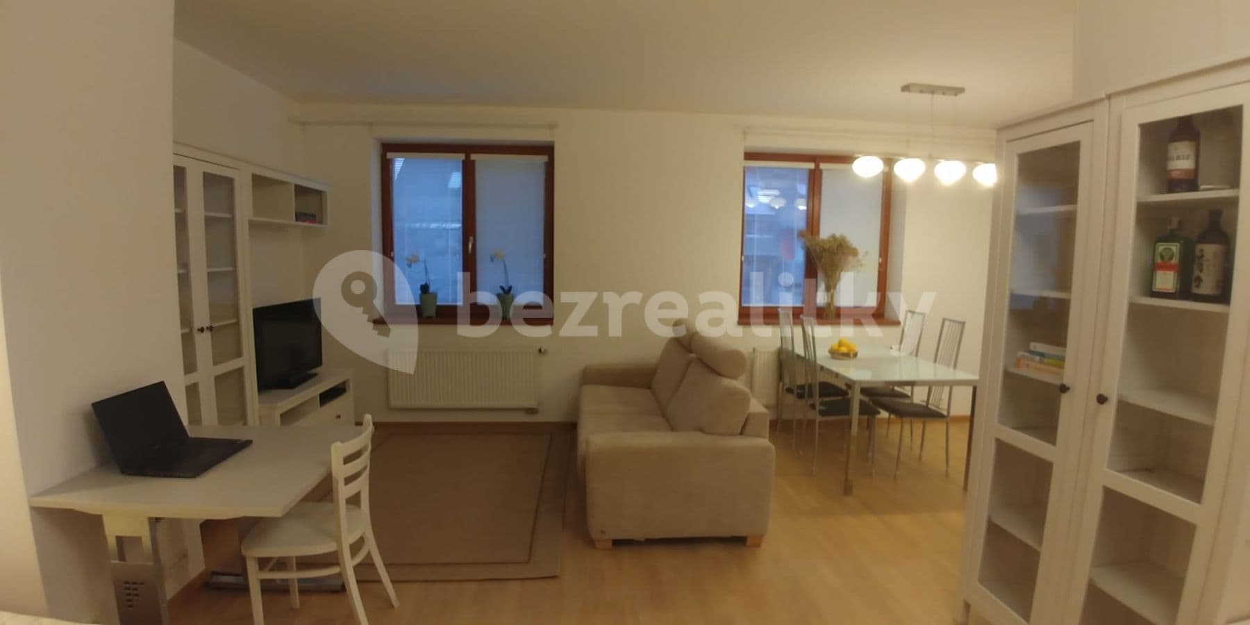 Small studio flat to rent, 44 m², Bazalková, Prague, Prague Small studio flat to rent, 44 m², Bazalková, Prague, Prague