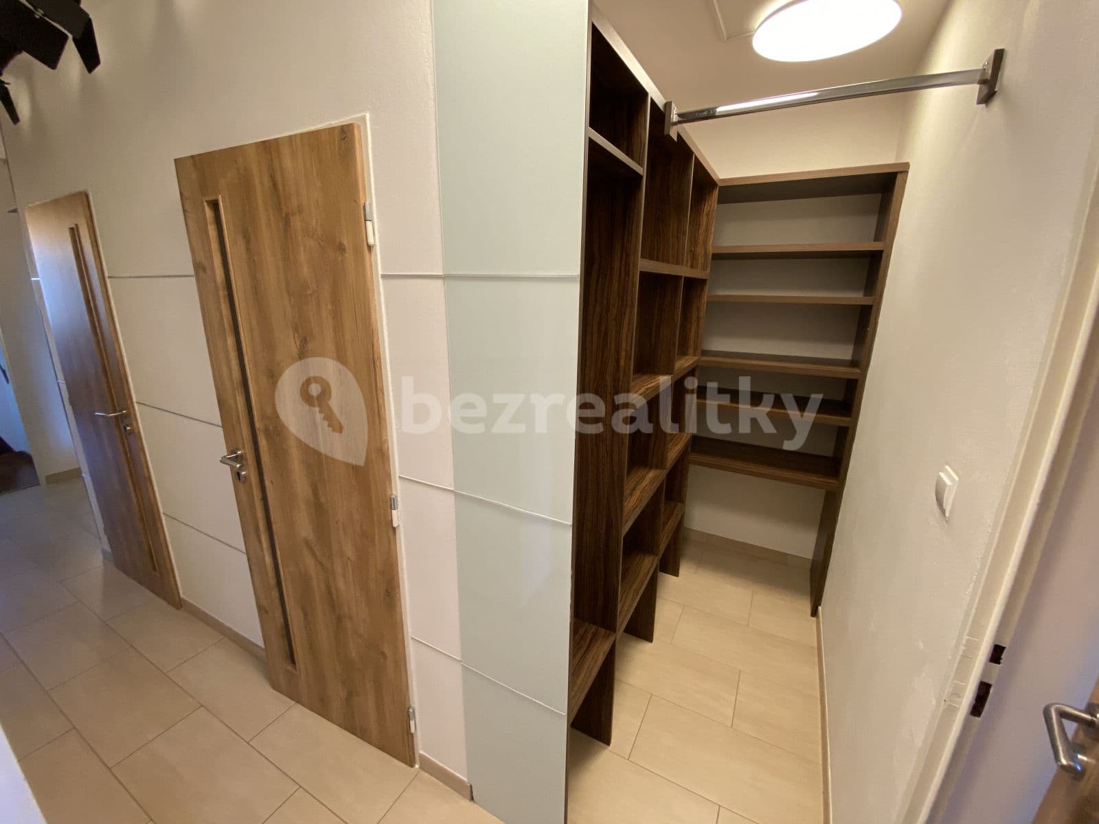 2 bedroom with open-plan kitchen flat to rent, 79 m², Ovčí hájek, Prague, Prague 2 bedroom with open-plan kitchen flat to rent, 79 m², Ovčí hájek, Prague, Prague