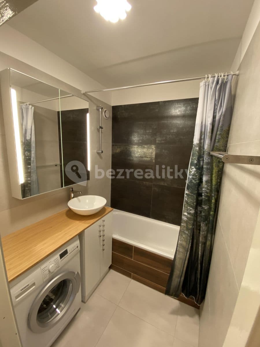 2 bedroom with open-plan kitchen flat to rent, 79 m², Ovčí hájek, Prague, Prague 2 bedroom with open-plan kitchen flat to rent, 79 m², Ovčí hájek, Prague, Prague