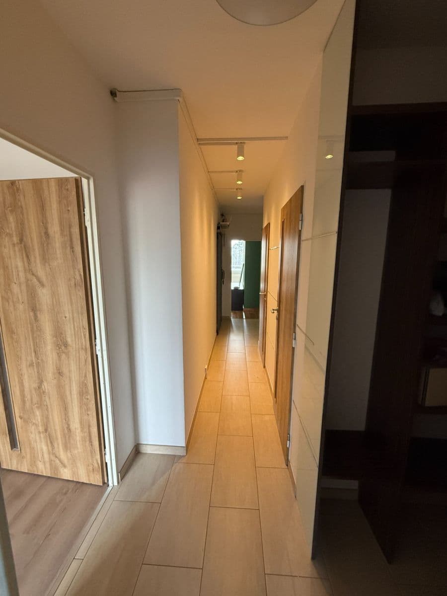 2 bedroom with open-plan kitchen flat to rent, 79 m², Ovčí hájek, Prague, Prague 2 bedroom with open-plan kitchen flat to rent, 79 m², Ovčí hájek, Prague, Prague