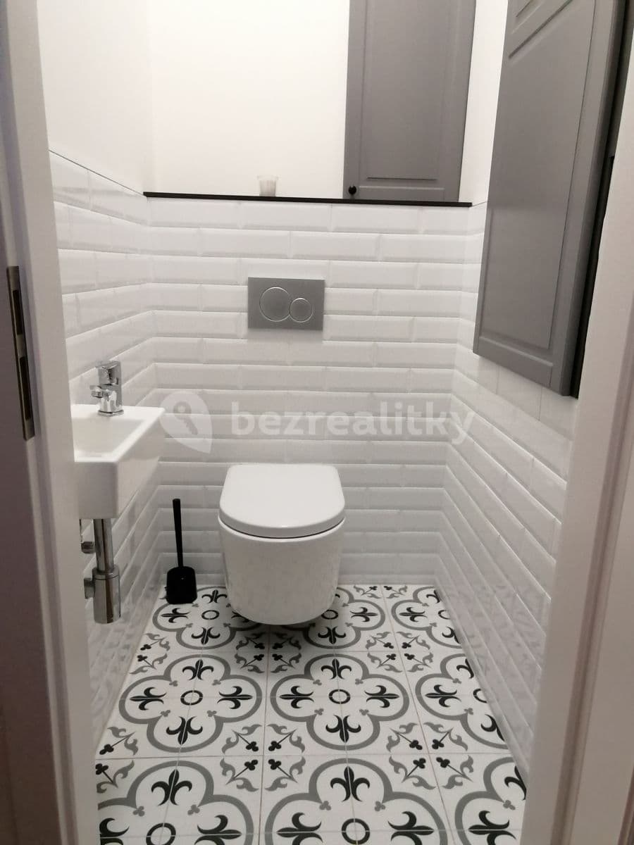 1 bedroom with open-plan kitchen flat to rent, 50 m², Pivovarská, Prague, Prague 1 bedroom with open-plan kitchen flat to rent, 50 m², Pivovarská, Prague, Prague